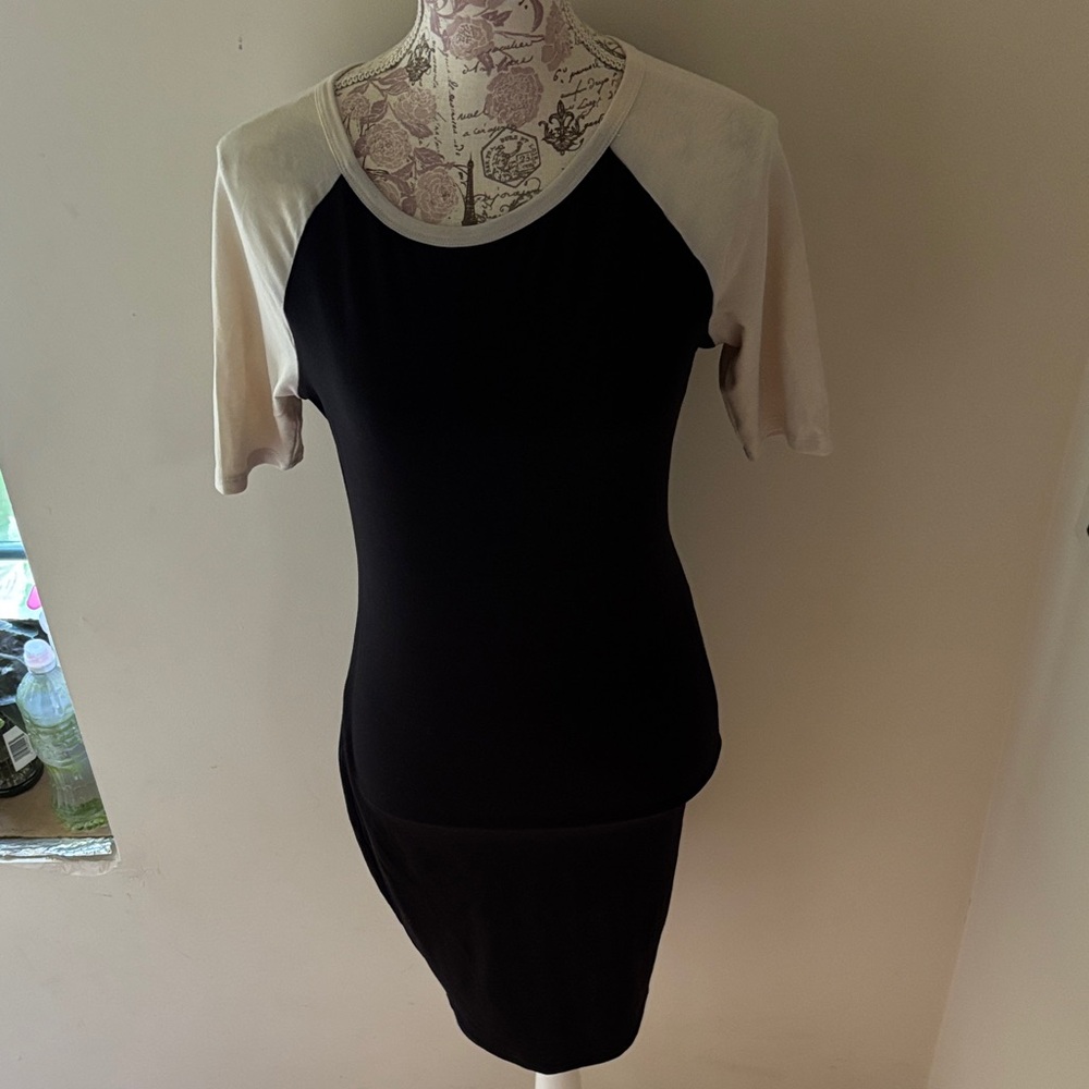 LuLaRoe Black and Cream Julia dress brand new XS